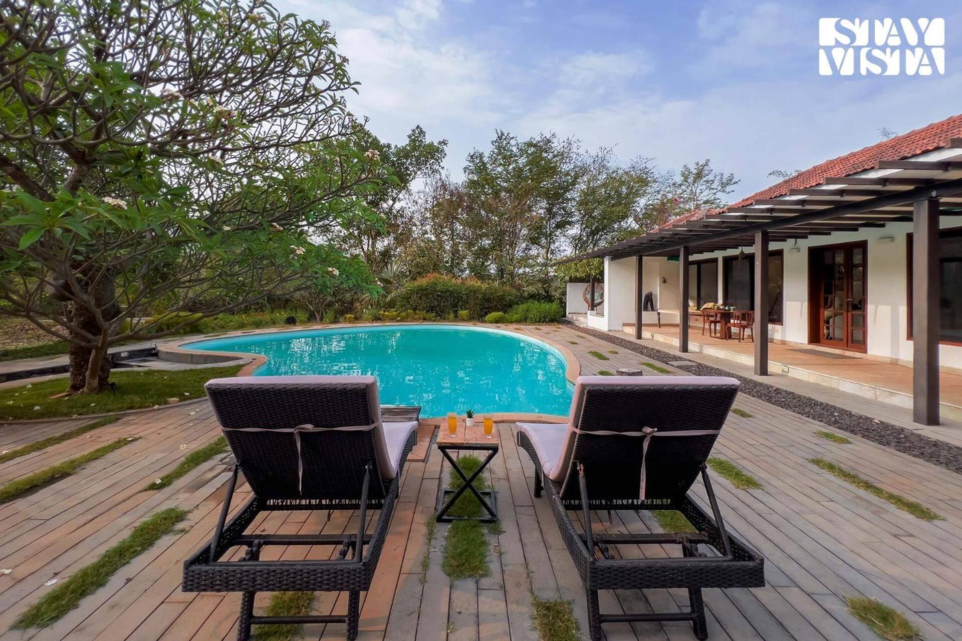 Wander Beyond By Stayvista - Featuring A Bali-Themed Abode And A Refreshing Swimming Pool Alībāg Exterior foto