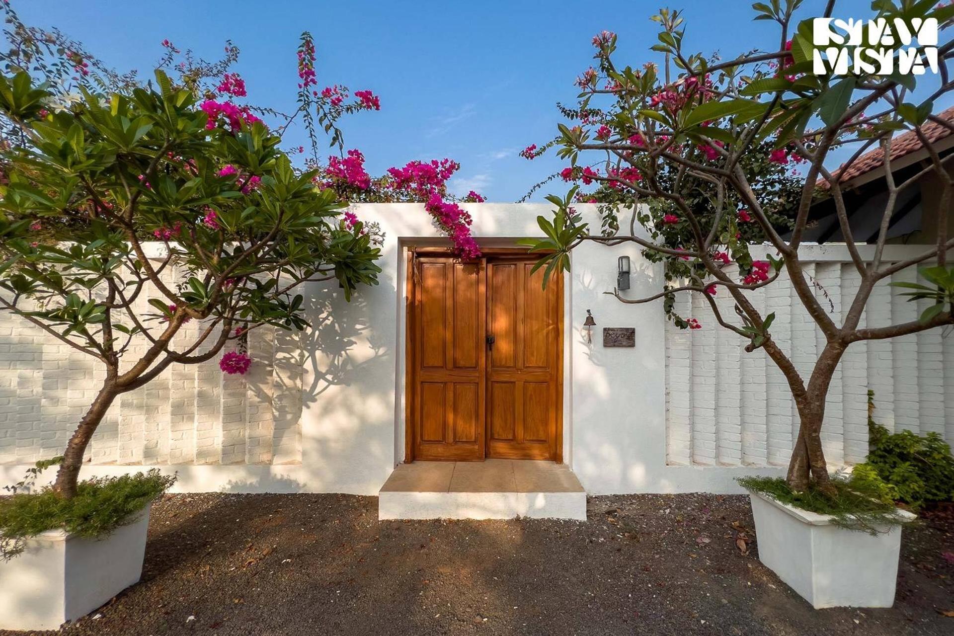 Wander Beyond By Stayvista - Featuring A Bali-Themed Abode And A Refreshing Swimming Pool Alībāg Exterior foto