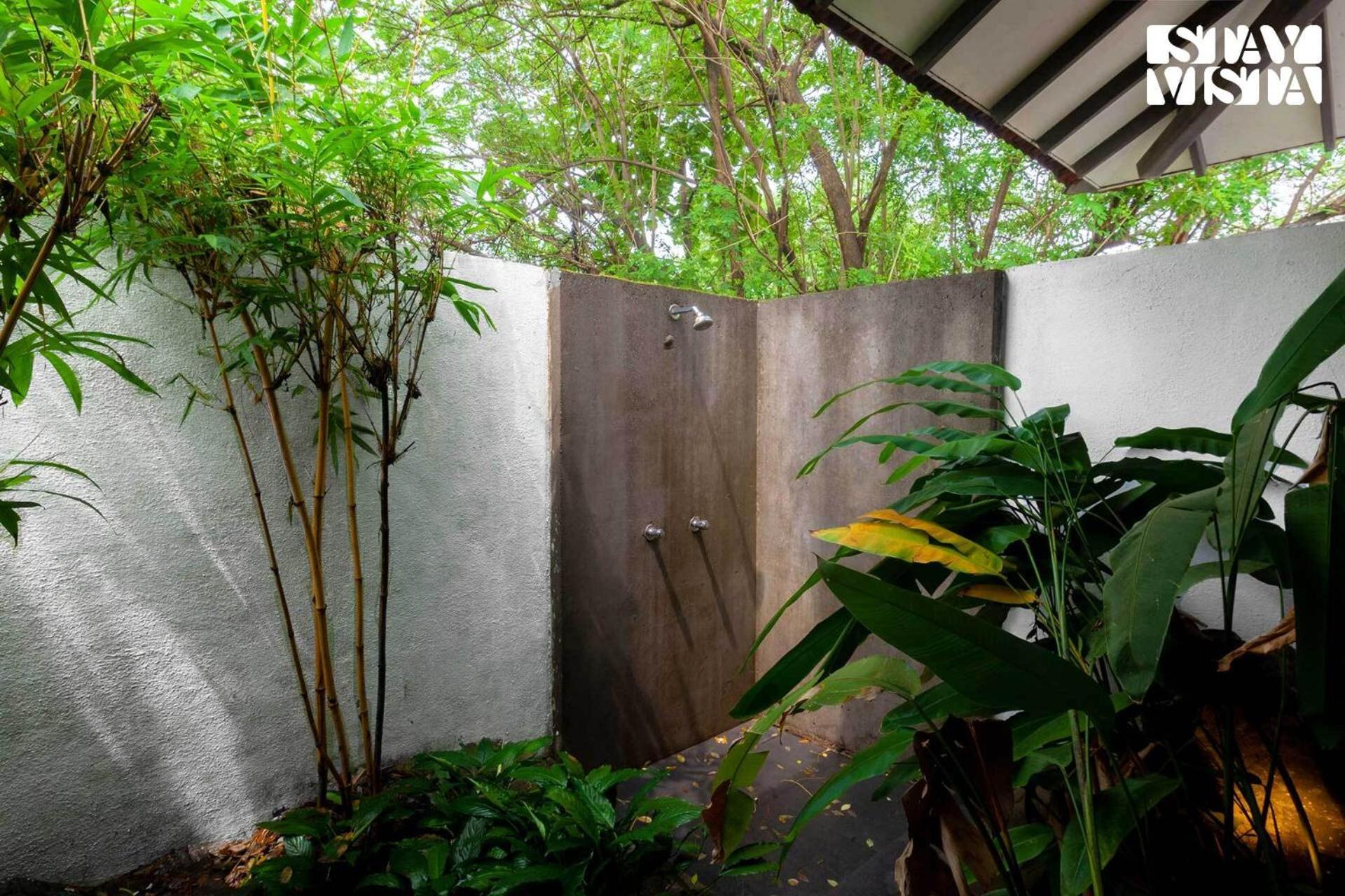 Wander Beyond By Stayvista - Featuring A Bali-Themed Abode And A Refreshing Swimming Pool Alībāg Exterior foto